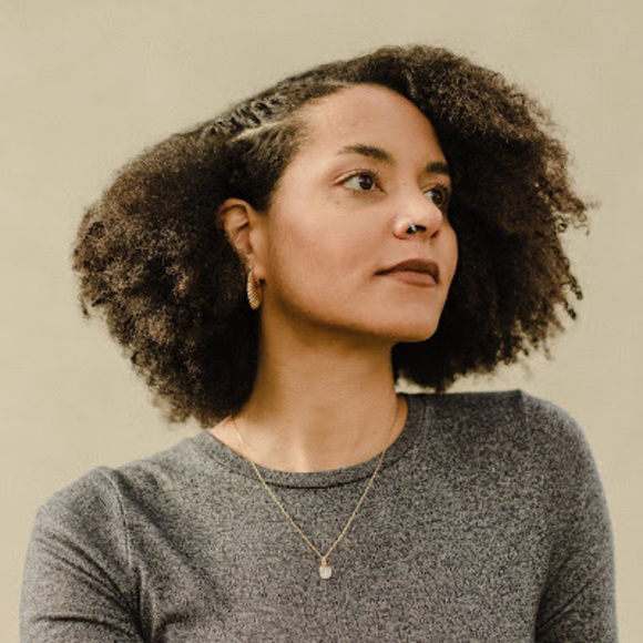 Meet your Posher, Sara - Picture 1 of 1